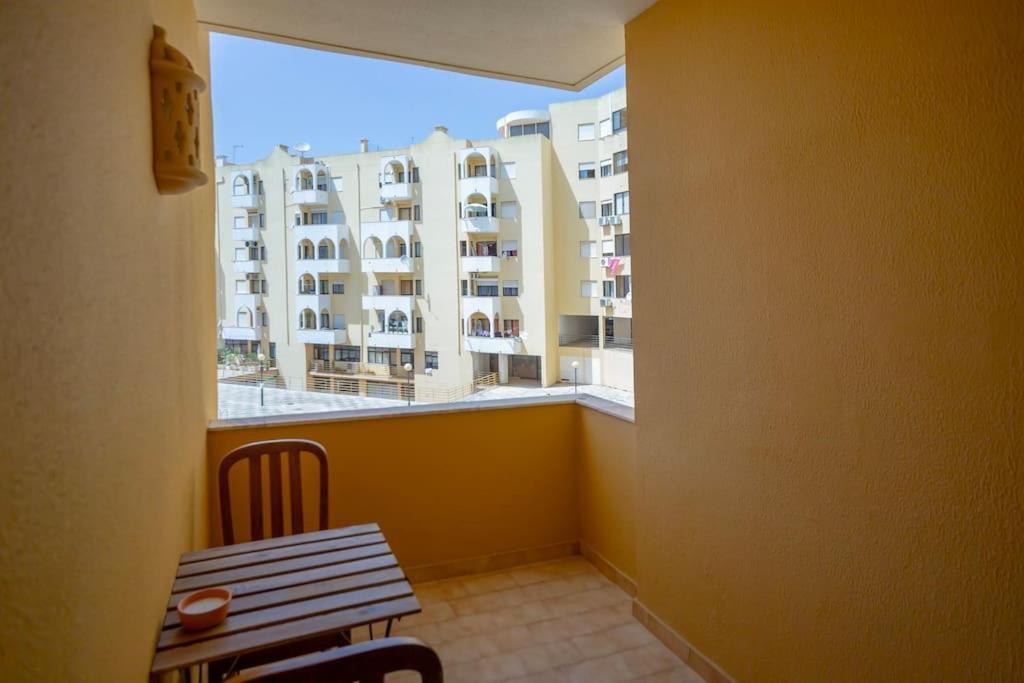 Cozy Apartment Near The Beach Portimao Exterior photo