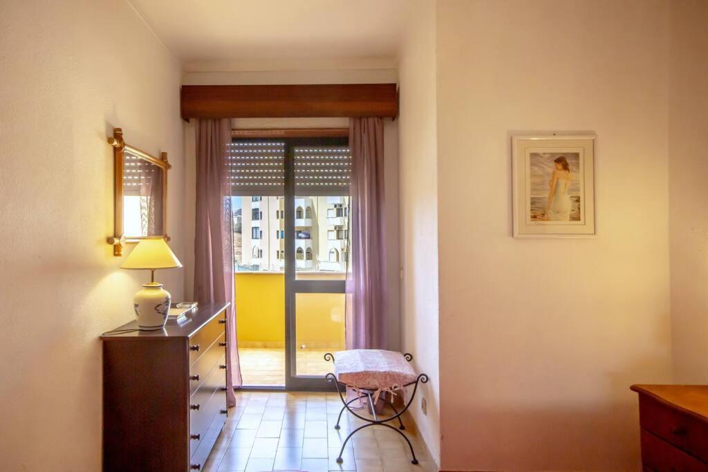 Cozy Apartment Near The Beach Portimao Exterior photo
