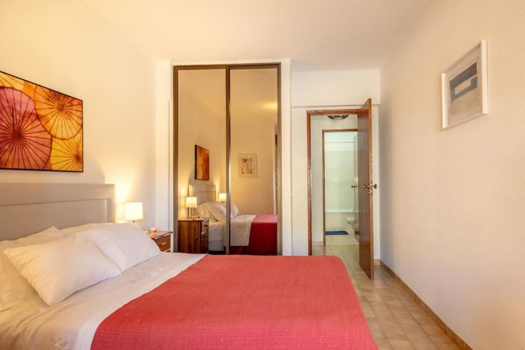 Cozy Apartment Near The Beach Portimao Exterior photo