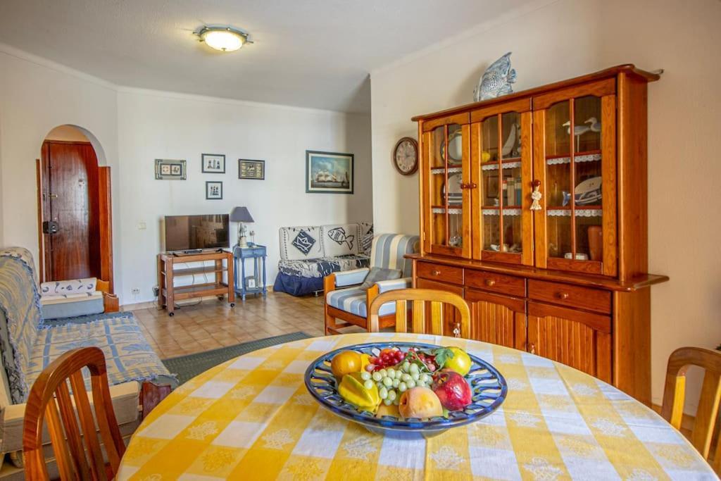 Cozy Apartment Near The Beach Portimao Exterior photo